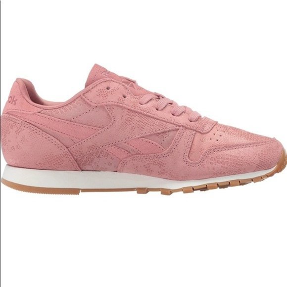 reebok pink tennis shoes